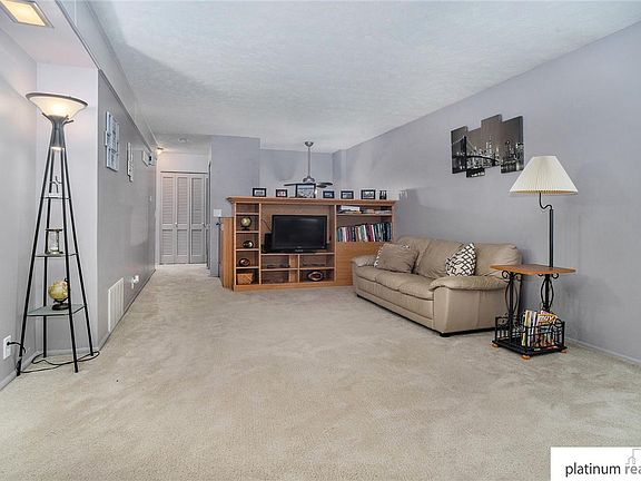 3rd image of 9466 Bedford Ave