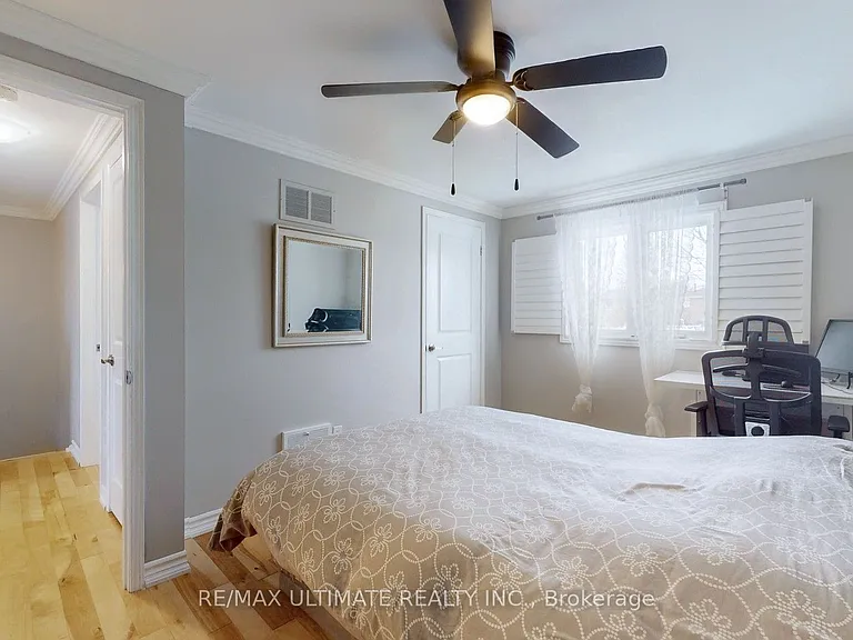 3081 Olympus Mews — Photo 21