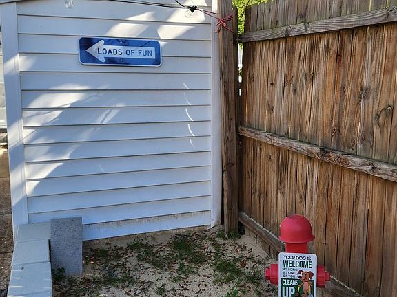 4th image of 3238 E Ocean View Ave