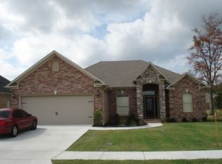 1165 Calloway Dr, Conway, AR 72034