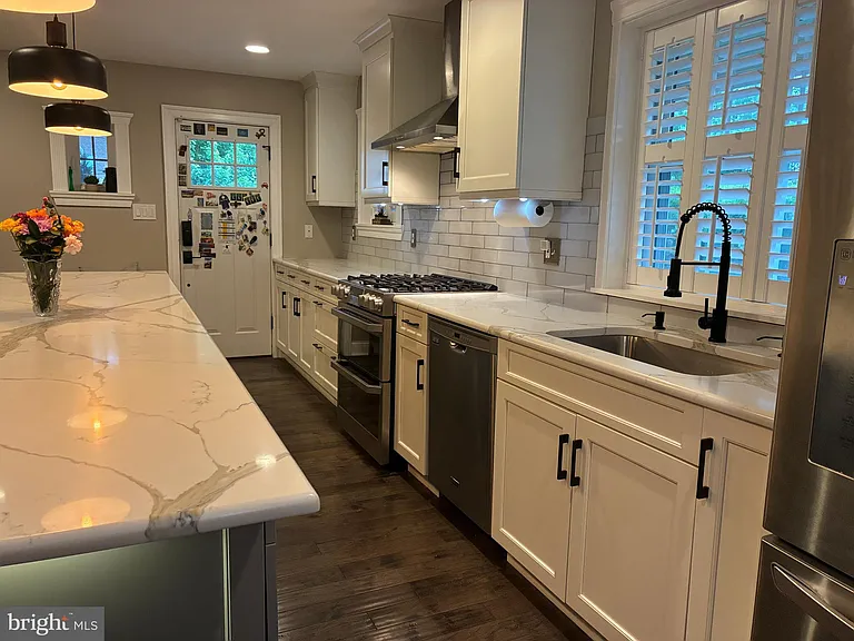 63 Academy Rd — Photo 14