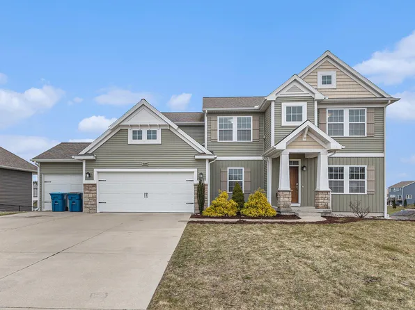 9300 Windward Dr, West Olive, MI 49460