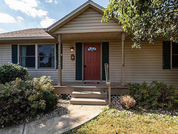 4th image of 1717 E Winesap Ct