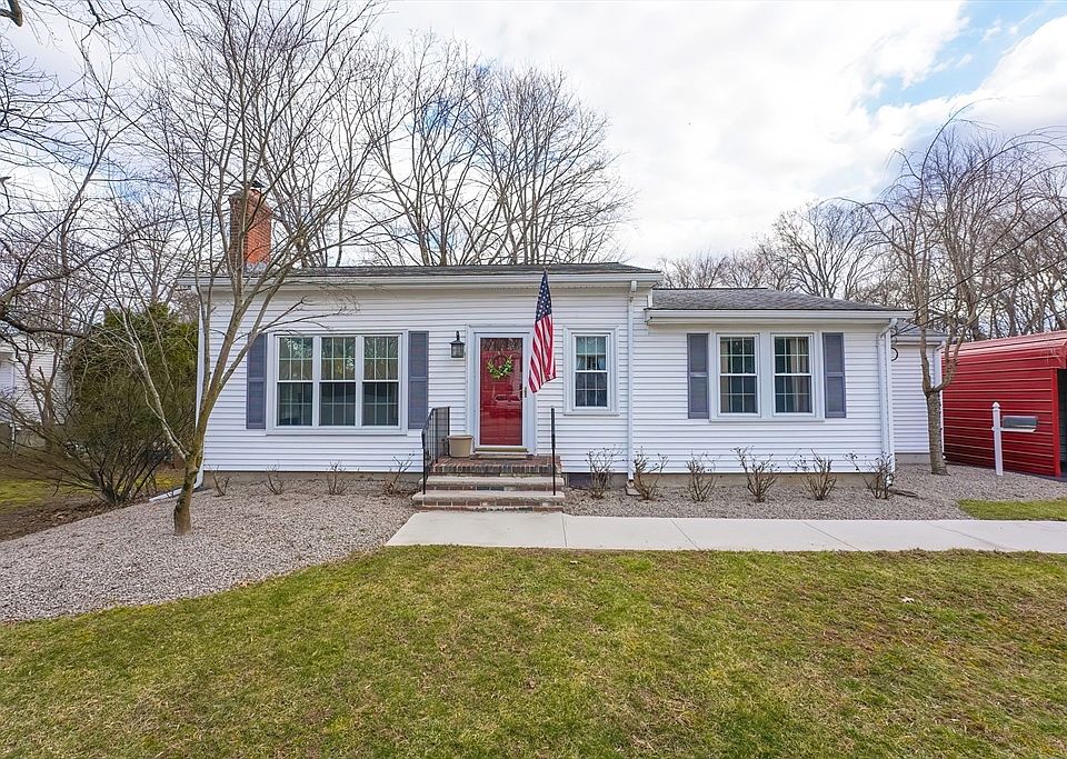 351 Mount Hope St, North Attleboro, MA 02760 Zillow