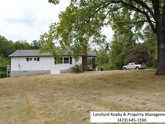 3rd image of 117 White Ln
