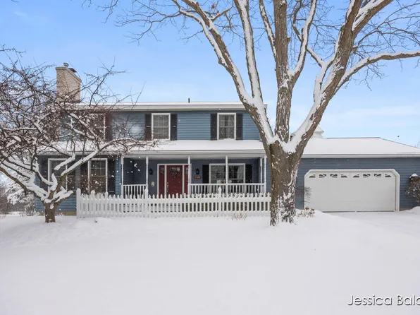 5382 Bunker Hill Ct SE, Kentwood, MI 49508