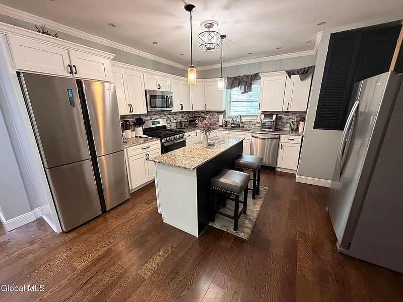 2nd image of 1025 Hegeman Street