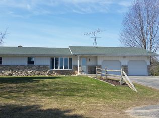 W7389 County Road V, Cascade, WI 53011