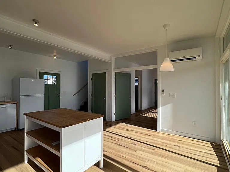 404 E Windsor Ct #1 — Photo 7