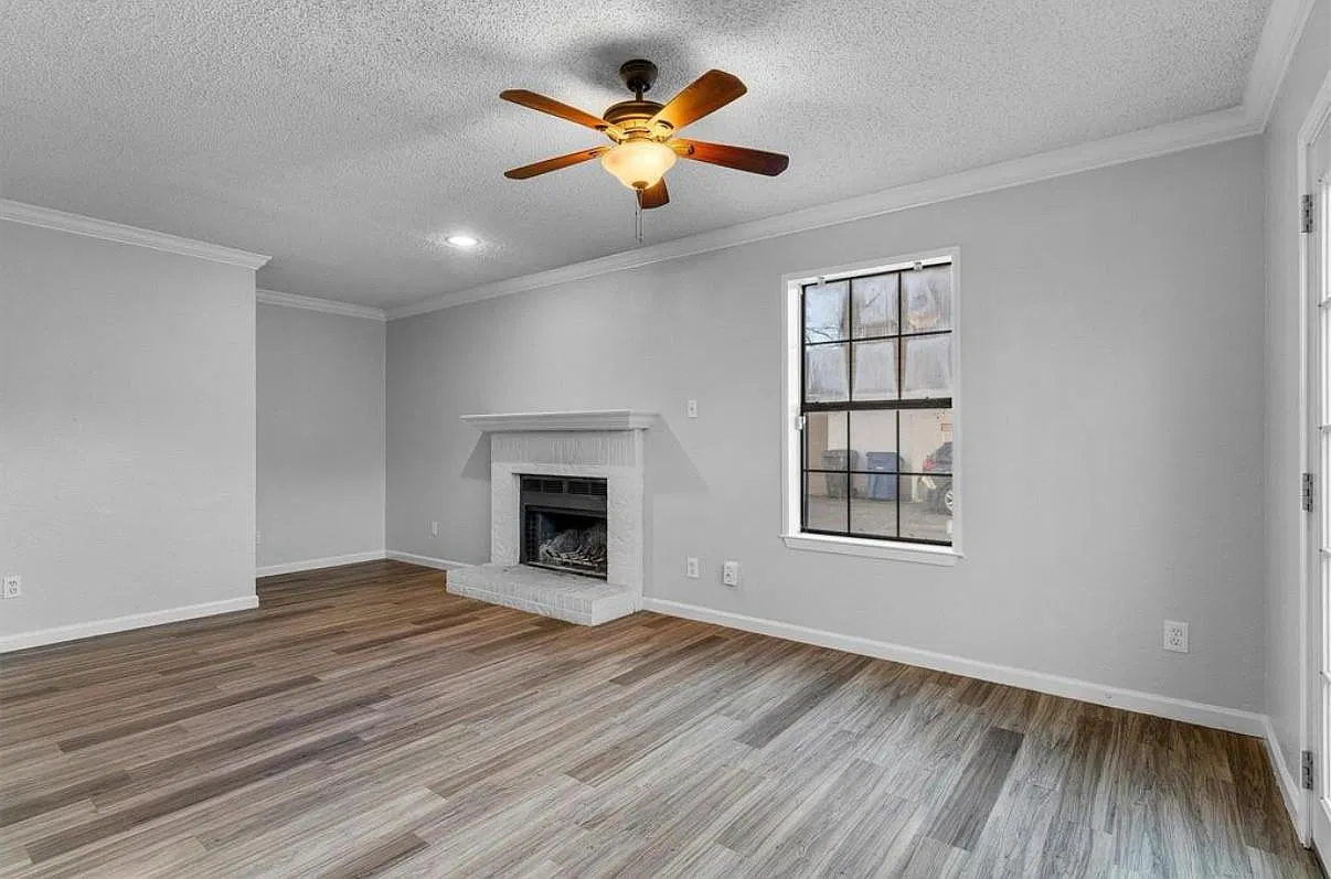 2 bed, 2.5 bath, 1152 sqft, $1,700 — Photo 1