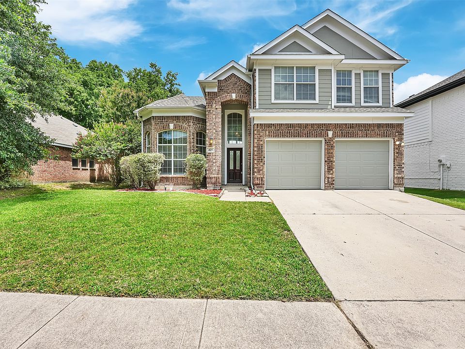 1st image of 425 Cypress Hill Dr