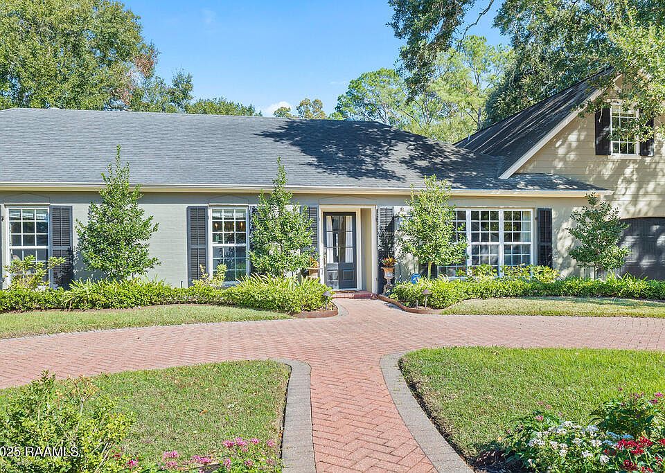 1st image of 603 Camellia Dr