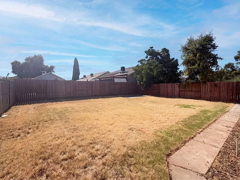 3713 Ripley St — Photo 19