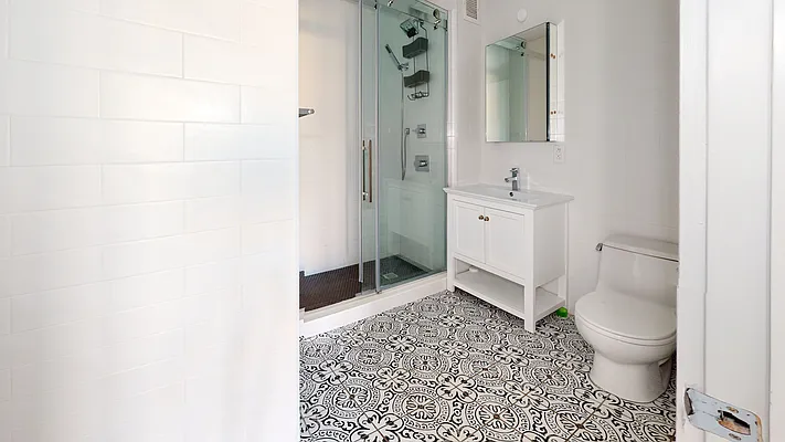 Rented by Marquis Real Estate Services | media 7