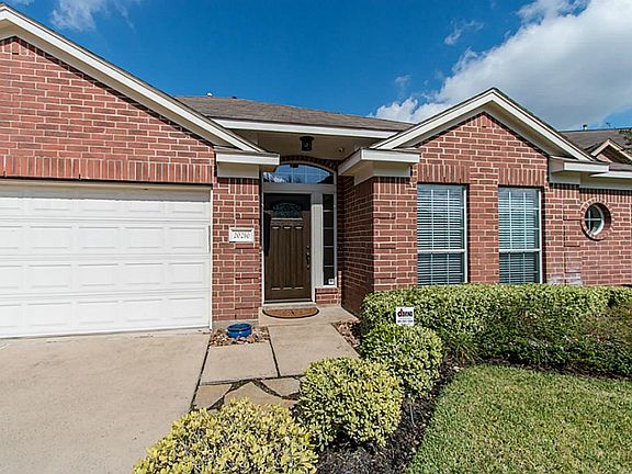 2nd image of 20210 Avery Point Dr