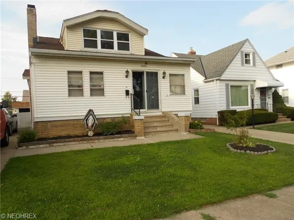 6906 Hampstead Ave, Cleveland, OH 44129