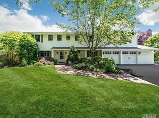 44 Marie Dr, Huntington, NY 11743