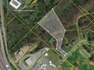 131 Fish Ln, Kingsport, TN 37615