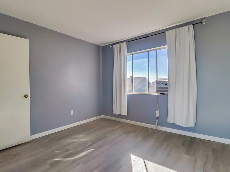 3222 Old Bridgeport Way — Photo 27