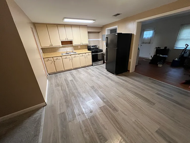 7202 Sindall Rd — Photo 20