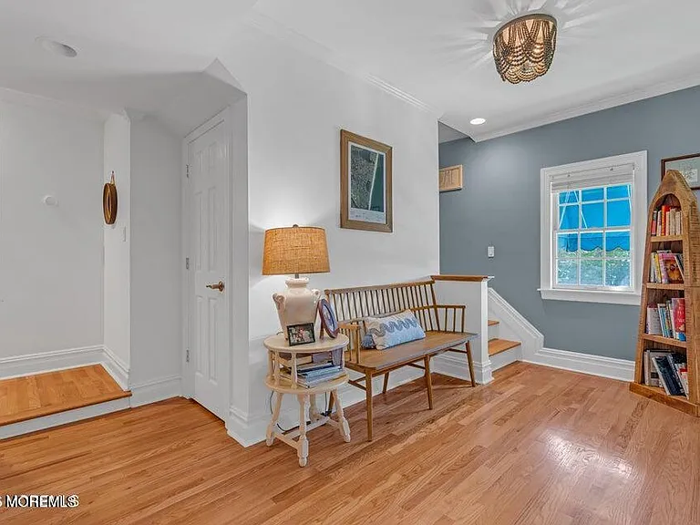 101 Neptune Pl — Photo 32