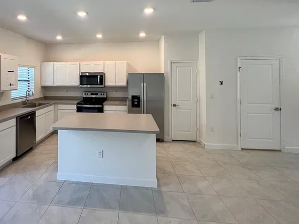 699090 SW 11th St, Homestead, FL 33034
