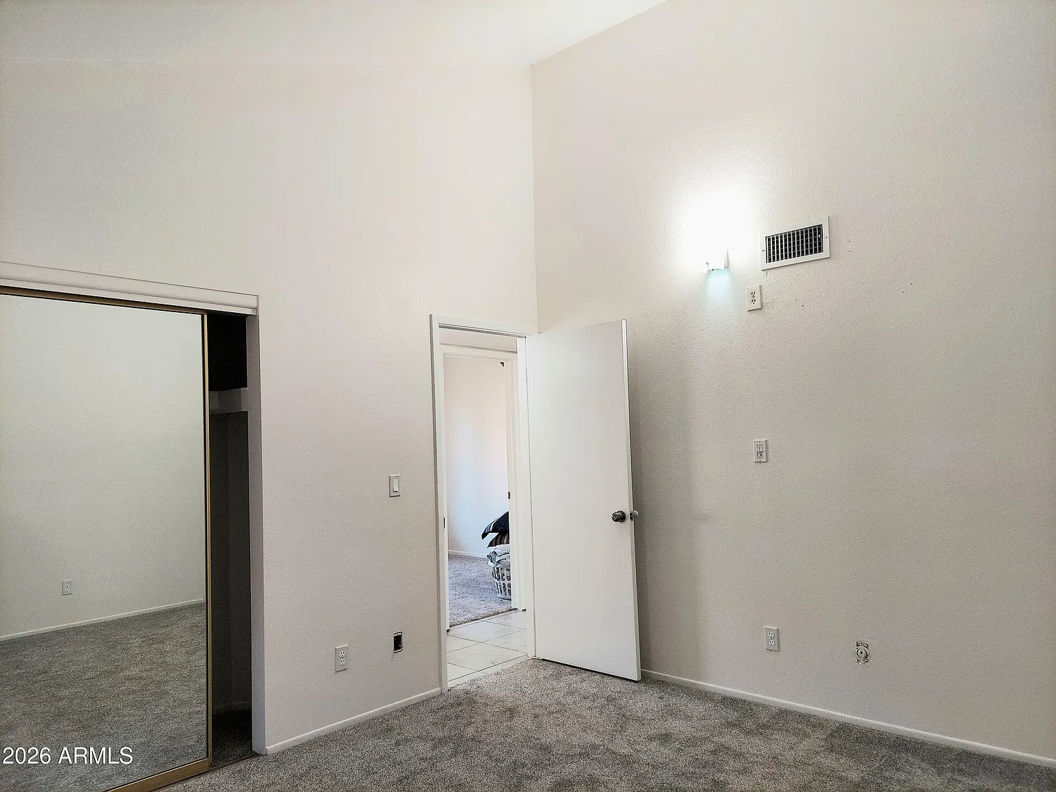 3 bed, 2.0 bath, $1,900 — Photo 4