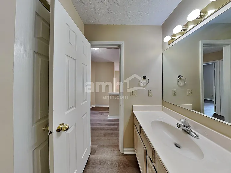 4002 Cherry Blossom Blvd — Photo 13