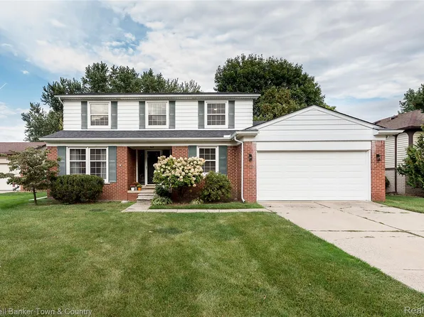 16400 Levan Rd, Livonia, MI 48154