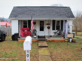 919 McAdoo St, Clinton, TN 37716