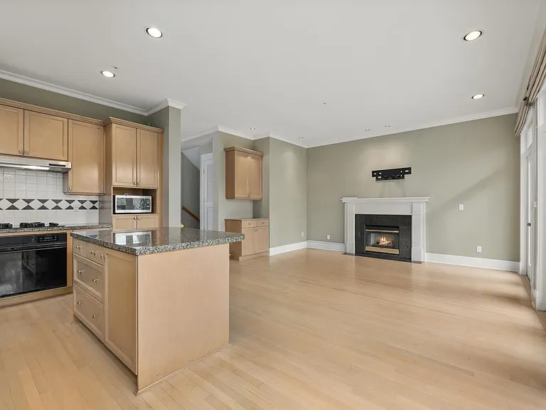 3998 W 32nd Ave — Photo 9