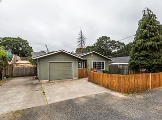 345 S 9th St, Saint Helens, OR 97051