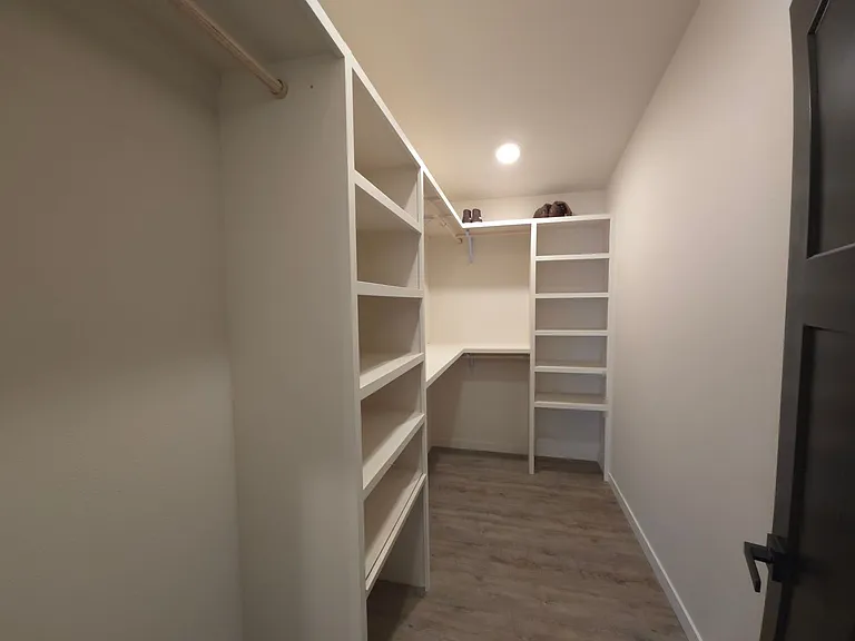 3835 Pinecreek Rd — Photo 14