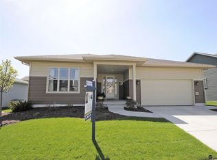 6969 Silver Dawn Dr, Madison, WI 53718