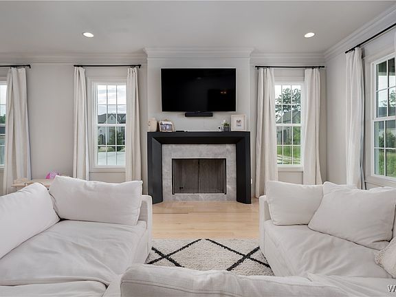 4th image of 6019 Rosemeade St