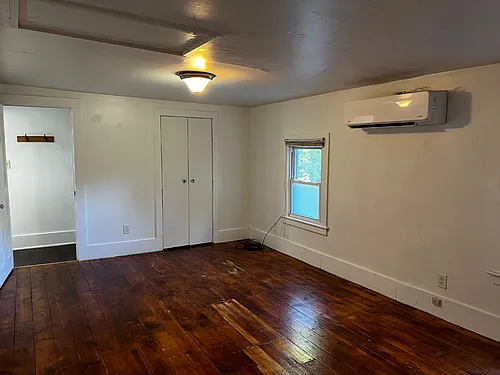 222 Douglas Ave #6 Photo 1
