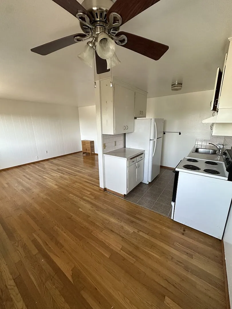 27220 83rd DR NW — Photo 3