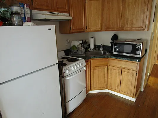 Rented by Mason Group LLC | media 25