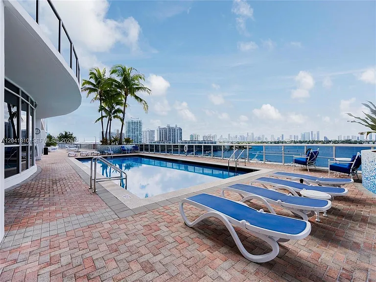 1900 Sunset Harbour Dr #1715 — Photo 19