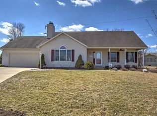 781 Waterford Ln, Decatur, IL 62526