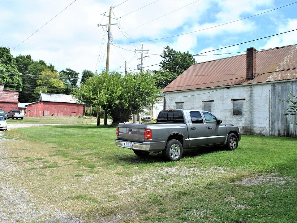 124 S Chillicothe St, South Charleston, OH 45368 MLS 223032389 Zillow