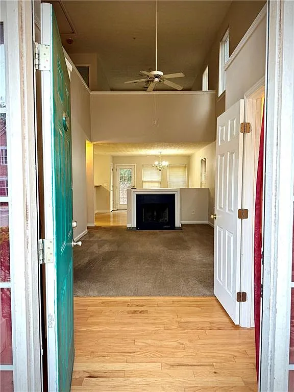 3 bed, 2.5 bath, 1434 sqft, $1,700 — Photo 2