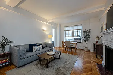 Rented by Rita S Citrin, LREB