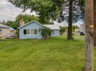 103 W 3rd St, Naches, WA 98937
