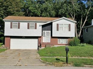 3772 N Meadowlark Dr, Decatur, IL 62526