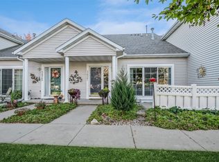 3821 Waterview Ct SW, Cedar Rapids, IA 52404