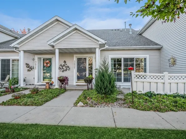 3821 Waterview Ct SW, Cedar Rapids, IA 52404