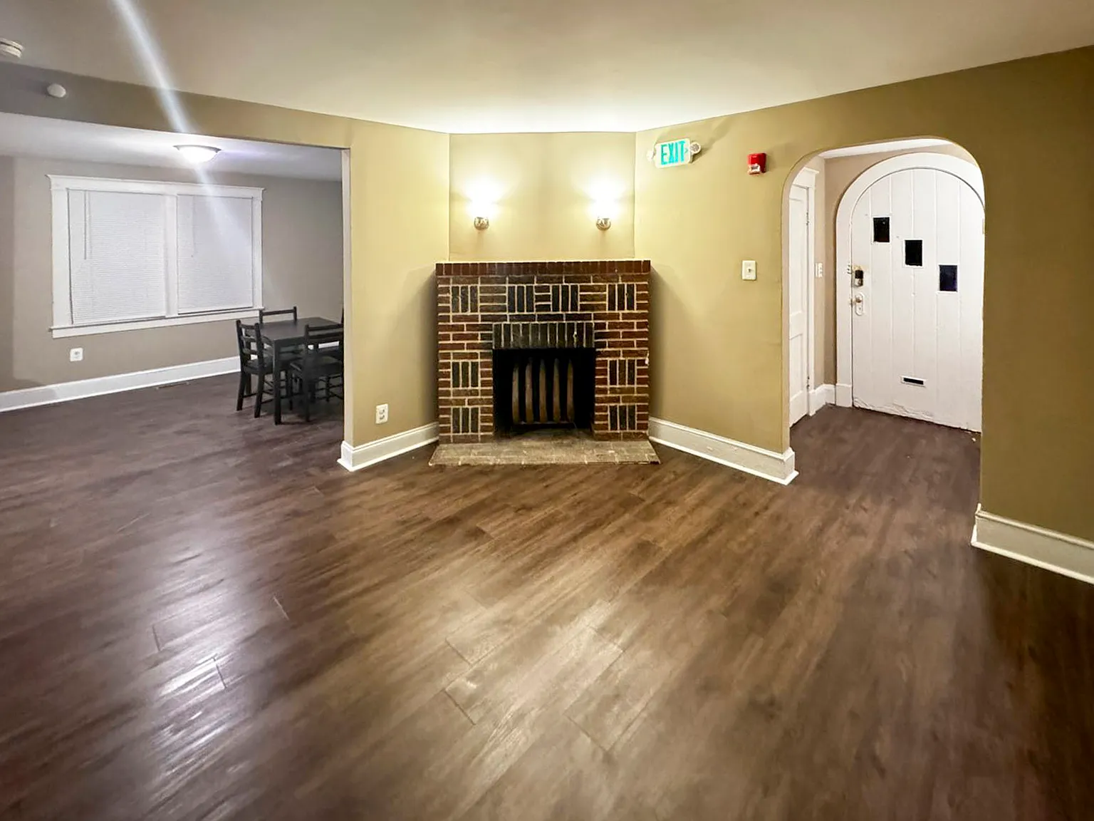 4 bed, 2.0 bath, 1704 sqft, $910 — Photo 4
