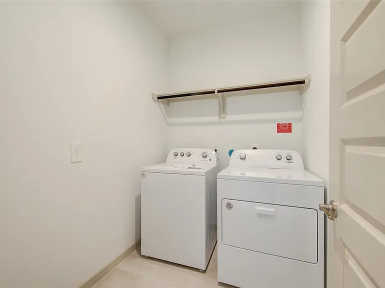 29258 Pikes Peak Dr — Photo 10