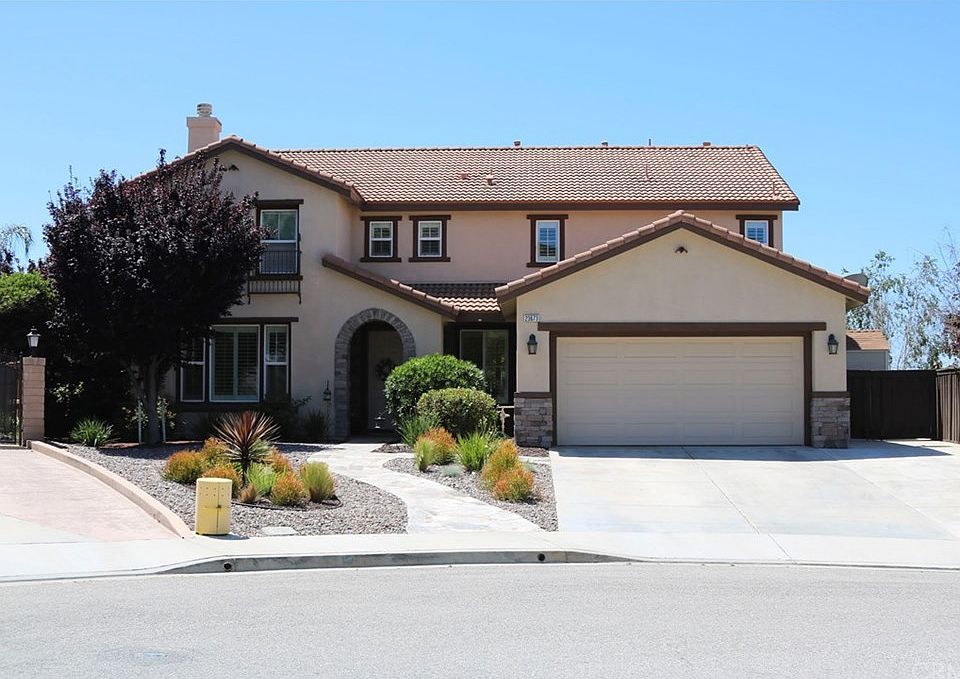 1st image of 23673 Bellwood Ct